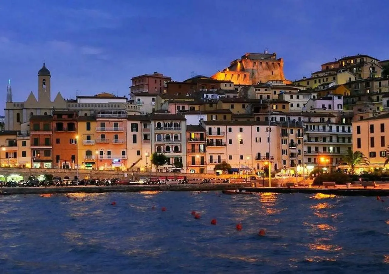 Casa sul LUNGOMARE Appartamento Porto Santo Stefano  0*, Porto Santo Stefano (Grosseto) Italia